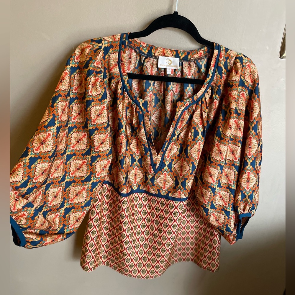 Colorful, flowy Boho top! - Picture 2 of 4